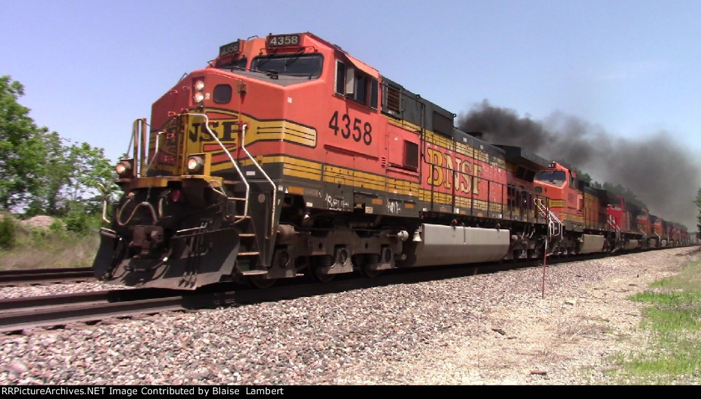 BNSF H-GALKCK with ELEVEN locomotives